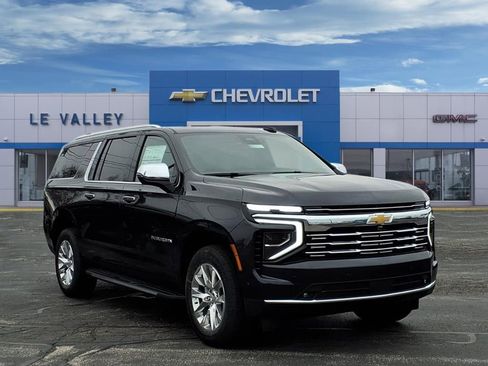 New 2026 Chevrolet Suburban Premier w/ Sun And Tow Package AWD/4WD image 1