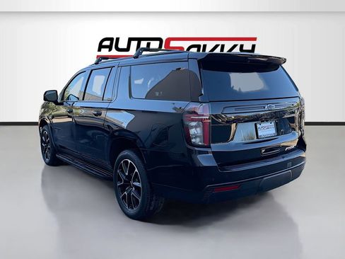 Used 2024 Chevrolet Suburban RST w/ Luxury Package AWD/4WD image 5