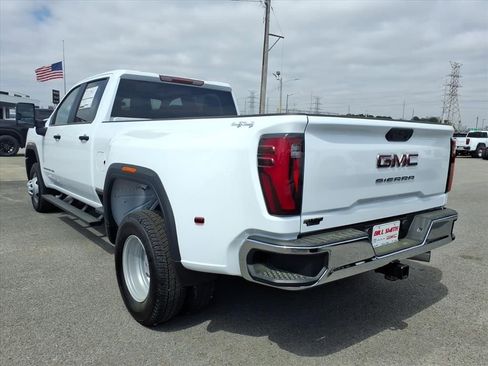 New 2026 GMC Sierra 3500 Pro image 5