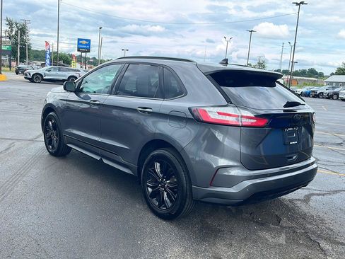 Used 2024 Ford Edge SE w/ Black Appearance Package AWD/4WD image 3