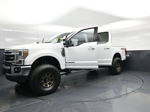 Used 2021 Ford F250 Lariat w/ Lariat Ultimate Package AWD/4WD image 27