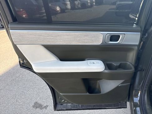 Used 2025 Hyundai Santa Fe Calligraphy image 13