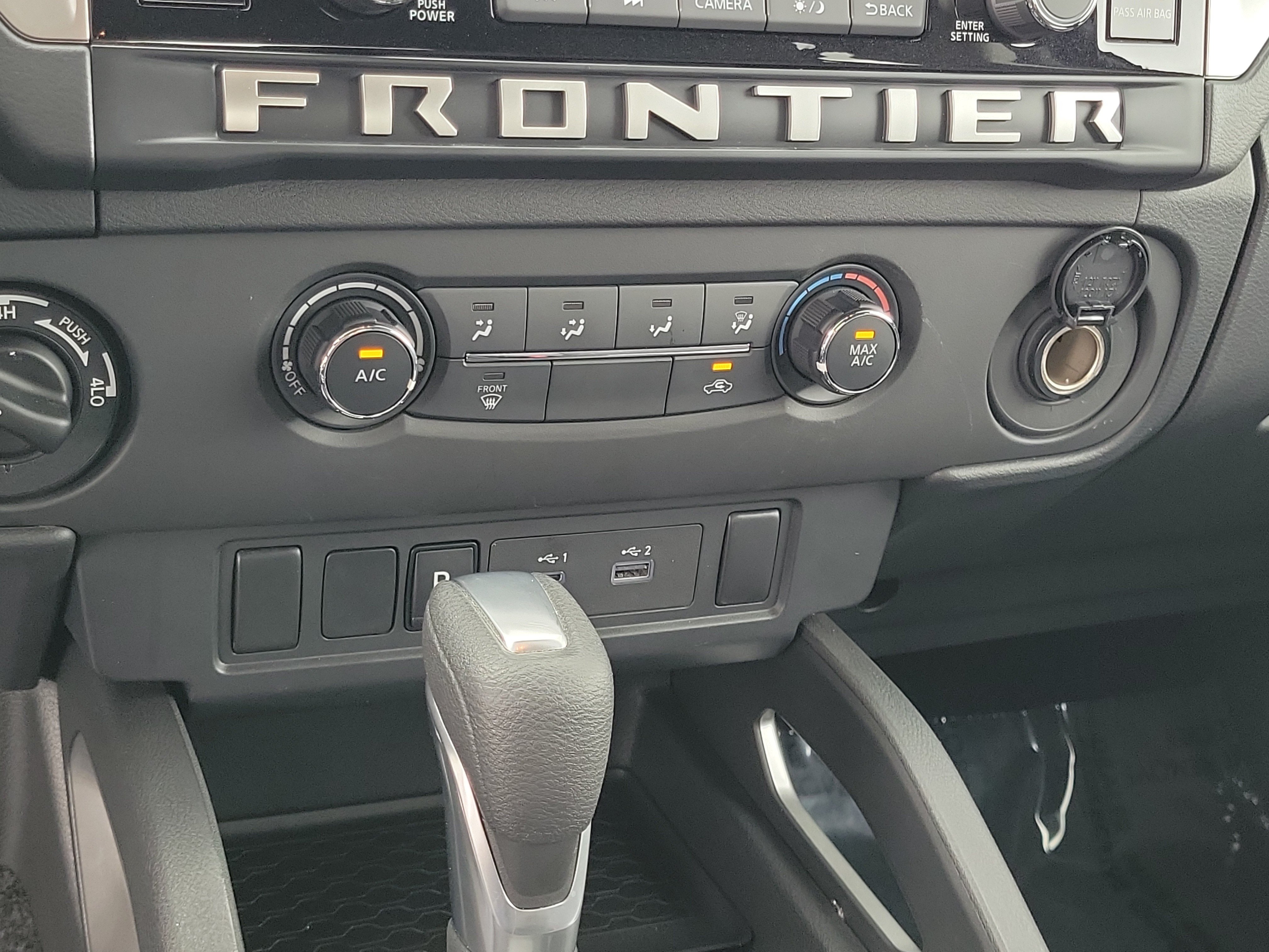 Used 2025 Nissan Frontier SV w/ Tow Package AWD/4WD image 27
