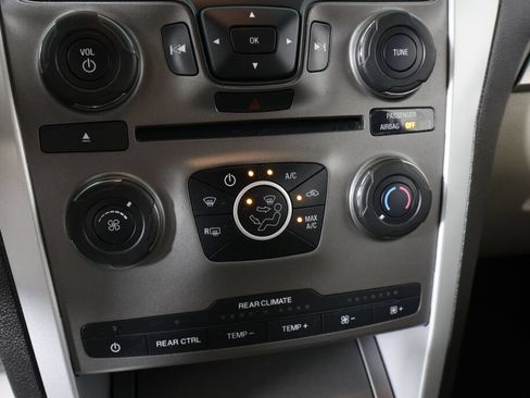 Used 2013 Ford Explorer FWD w/ Class III Trailer Tow Pkg image 35