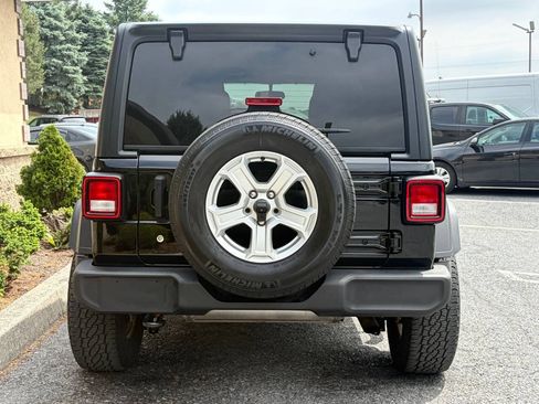 Used 2020 Jeep Wrangler Unlimited Sport S AWD/4WD image 34