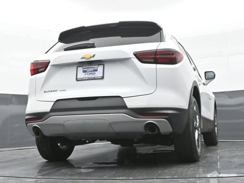 Used 2023 Chevrolet Blazer LT image 37