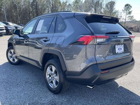 Used 2024 Toyota RAV4 XLE image 4