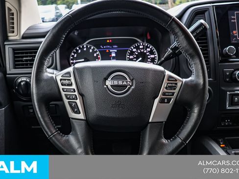 Used 2024 Nissan Titan SV w/ SV Convenience Package RWD image 23