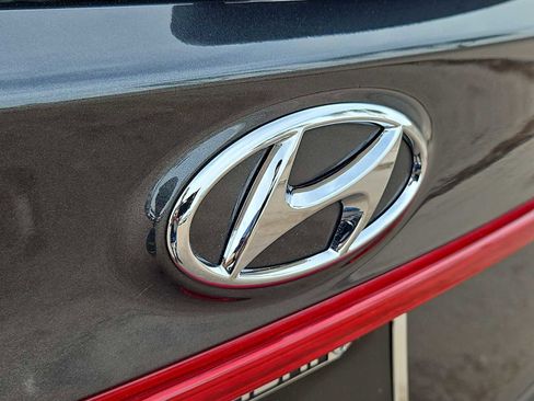 Certified 2023 Hyundai Santa Fe SEL image 12