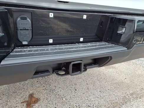 New 2026 GMC Sierra EV Elevation image 20