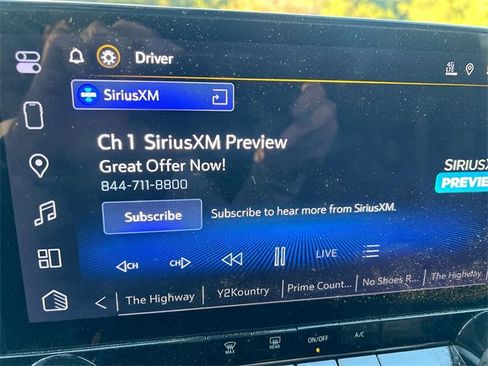 Used 2025 Chevrolet Colorado W/T w/ Advanced Trailering Package image 20