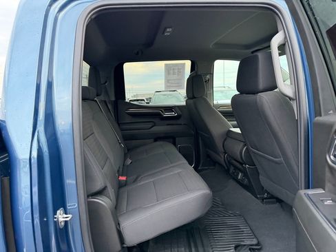 Used 2024 Chevrolet Silverado 1500 LT image 18