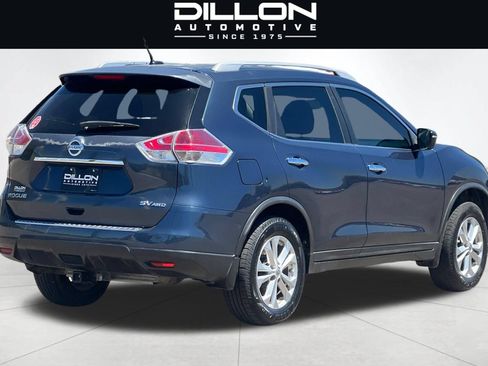 Used 2015 Nissan Rogue SV AWD/4WD image 4