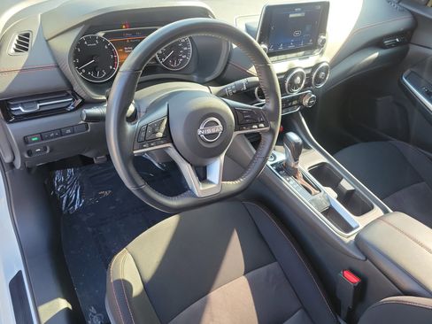Certified 2024 Nissan Sentra SR FWD image 16