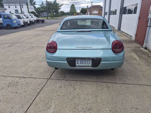 Used 2002 Ford Thunderbird RWD image 2