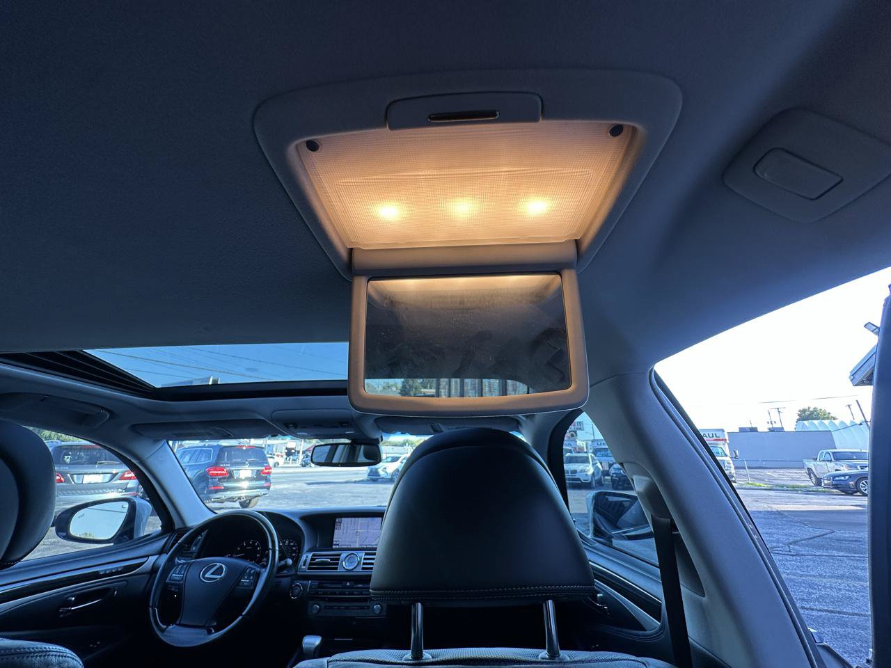 Used 2013 Lexus LS 460 AWD w/ Comfort Pkg image 49