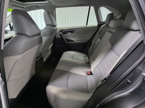 Used 2021 Toyota RAV4 XLE Premium AWD/4WD image 11