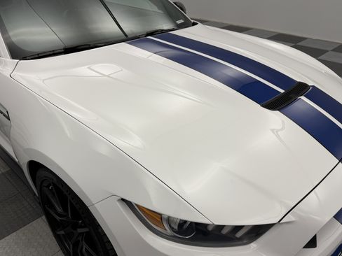 Used 2017 Ford Mustang Shelby GT350 image 33