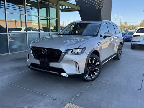 Used 2024 MAZDA CX-90 Plug-In Hybrid w/ Premium Pkg image 2