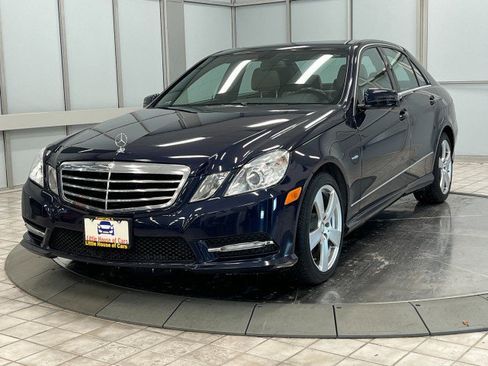 Used 2012 Mercedes-Benz E 350 4MATIC Sedan image 3