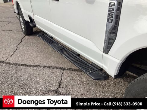 Used 2024 Ford F250 XLT image 10