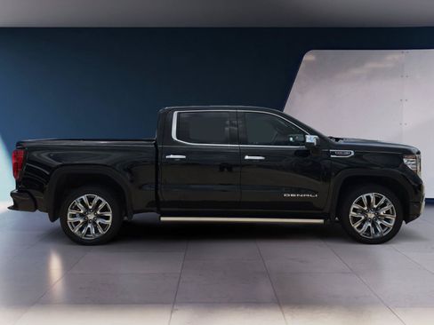 Used 2024 GMC Sierra 1500 Denali AWD/4WD image 6