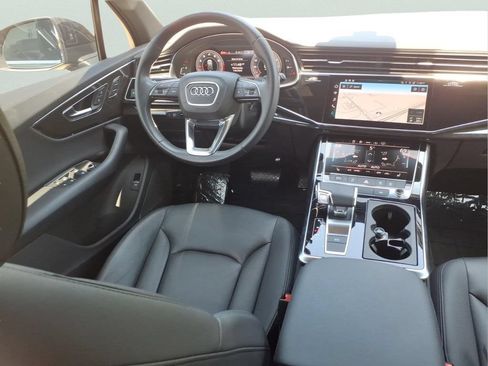 Used 2023 Audi Q7 2.0T Premium w/ Convenience Package AWD/4WD image 6