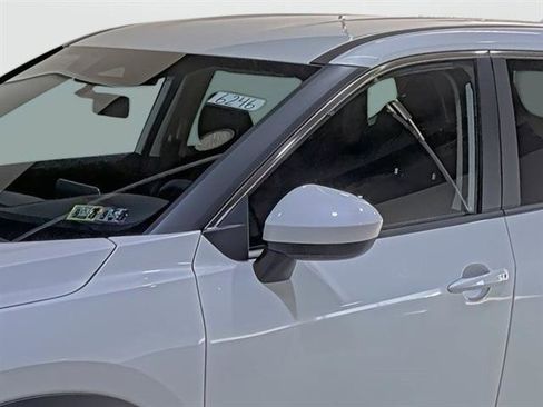 Used 2026 Nissan Rogue SV AWD/4WD image 8