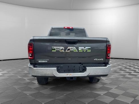 Used 2025 RAM 2500 Big Horn AWD/4WD image 8