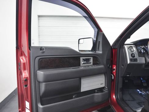 Used 2014 Ford F150 Platinum image 10