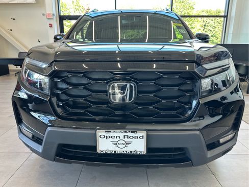 Used 2023 Honda Passport Elite image 3
