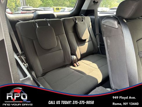 Used 2021 Ford Explorer XLT AWD/4WD image 30