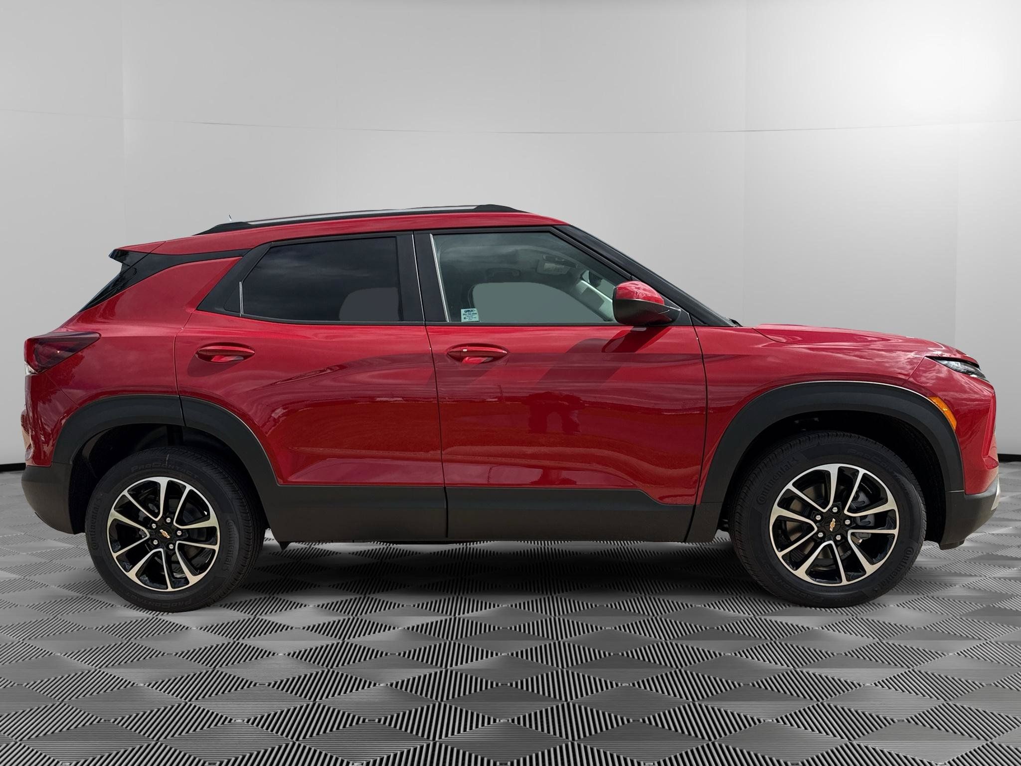 New 2026 Chevrolet TrailBlazer LT w/ Convenience Package AWD/4WD image 5