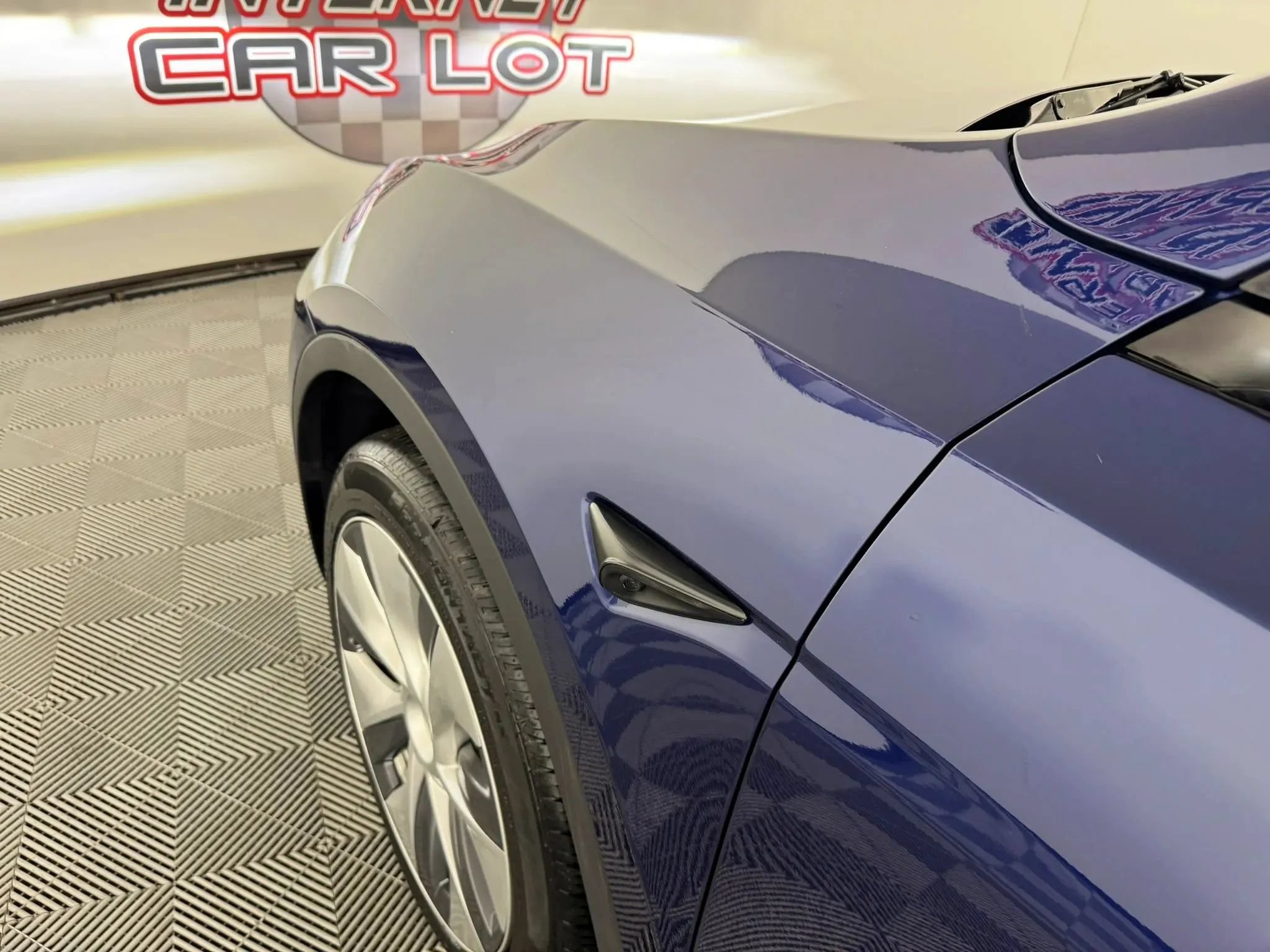 Used 2023 Tesla Model Y Long Range AWD/4WD image 23
