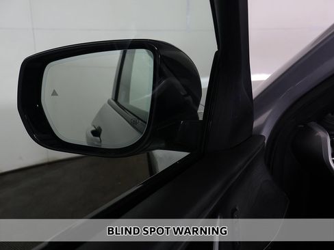 Used 2024 Jeep Grand Cherokee L Limited w/ Luxury Tech Group II image 7