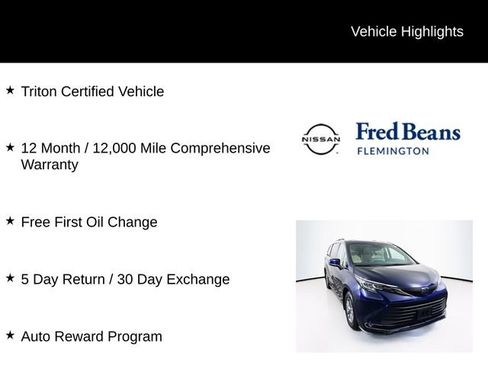 Used 2022 Toyota Sienna XLE image 5