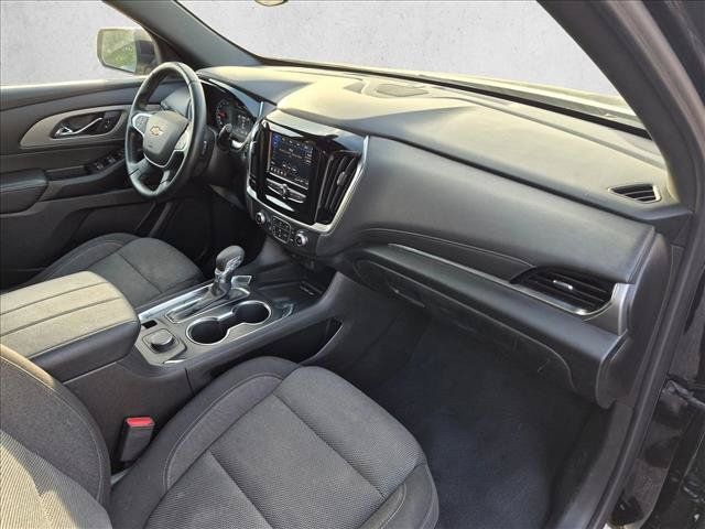 Certified 2023 Chevrolet Traverse LT FWD image 22