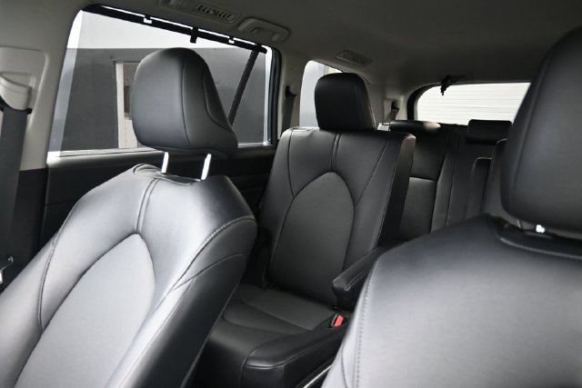 Used 2026 Toyota Grand Highlander AWD image 34