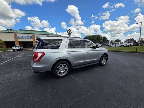 Used 2020 Ford Expedition XLT w/ Equipment Group 201A AWD/4WD image 5