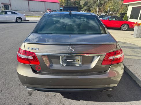 Used 2013 Mercedes-Benz E 350 Sedan image 5