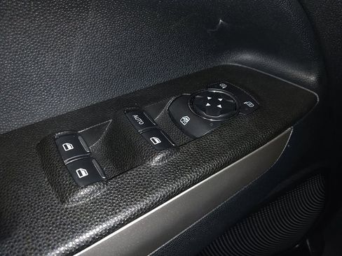 Used 2021 Ford EcoSport Titanium image 27