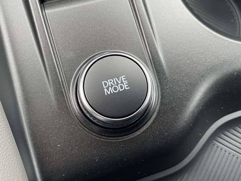 New 2026 Ford Explorer Active w/ Active Comfort Package RWD image 19