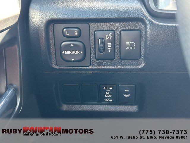 Used 2022 Toyota 4Runner SR5 w/ 4Runner Black Package (TMS) AWD/4WD image 15