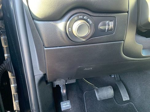 Used 2024 Dodge Durango GT image 30