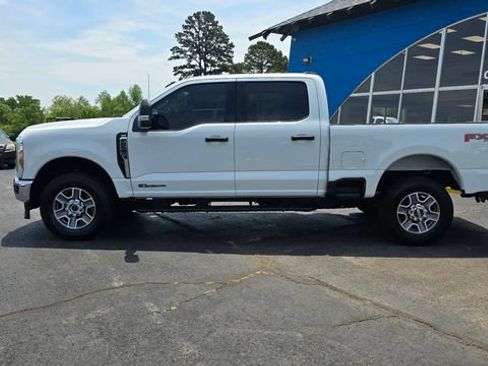 Used 2025 Ford F250 XLT w/ FX4 Off-Road Package AWD/4WD image 3
