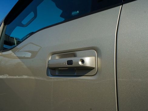 Used 2017 Ford F250 Lariat w/ Lariat Ultimate Package image 10