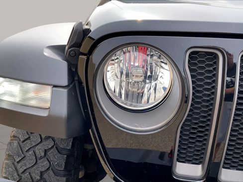 Used 2021 Jeep Wrangler Unlimited Rubicon AWD/4WD image 40