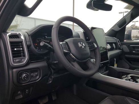 New 2026 RAM 1500 Laramie AWD/4WD image 22