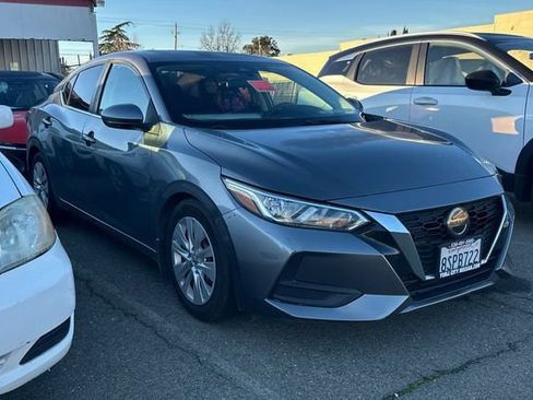 Used 2020 Nissan Sentra S image 2
