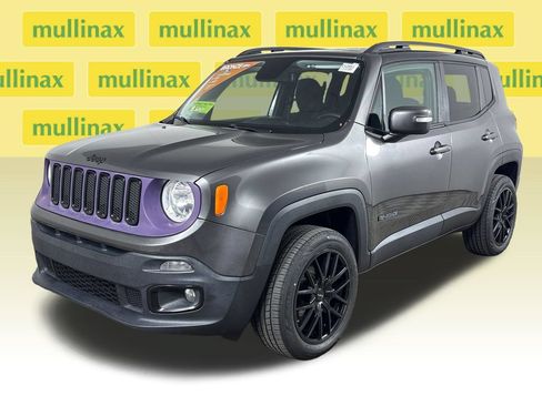 Used 2016 Jeep Renegade Latitude AWD/4WD image 14